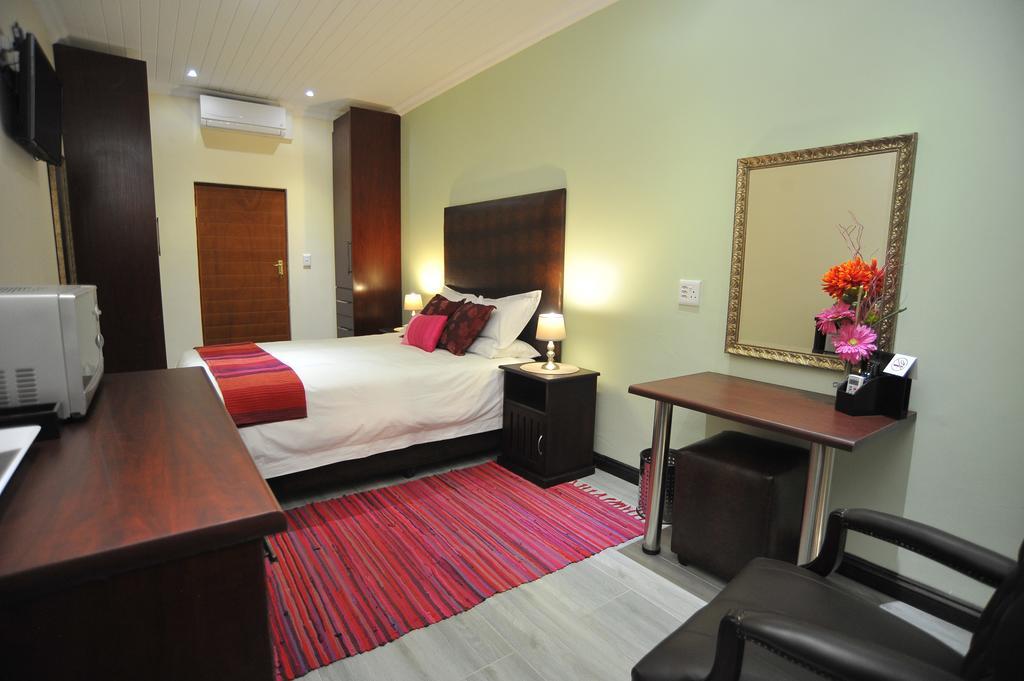 Sunset Manor Guest House 波切夫斯特鲁姆 外观 照片